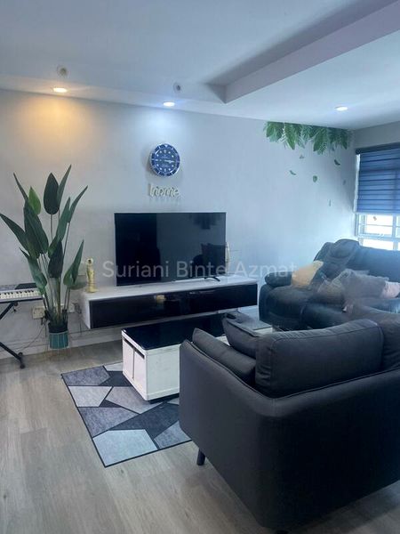 5 Room (5I) HDB for Sale in  126B Edgedale Plains - Image 8